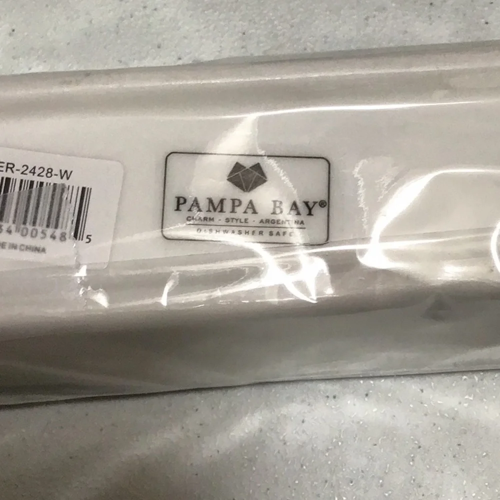 Pampa Bay Silver & White Ceramic Olive Appetizer Cracker Candy Serving Dish NWT